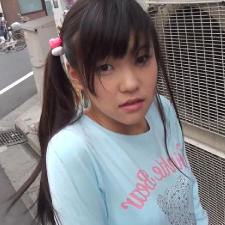無垢なちっぱいパイパンマ●コがキツキツだったので、たっぷりと中出し気持ちいぃぃ3/6
